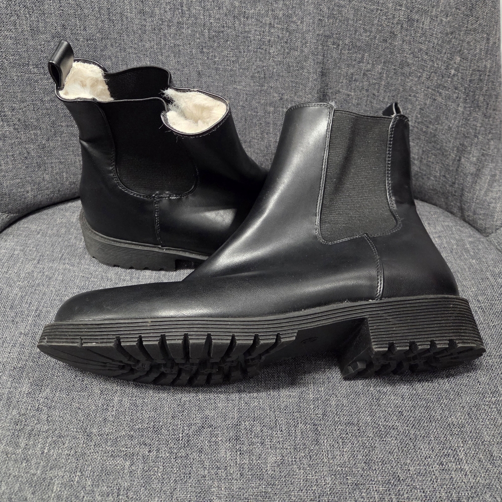 LOFT Faux Fur Chelsea Boots